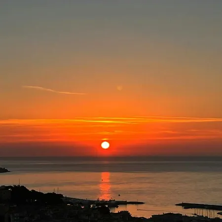 Il Paradiso Del Relax Private With Bathroom Parking Gæstehus 3*