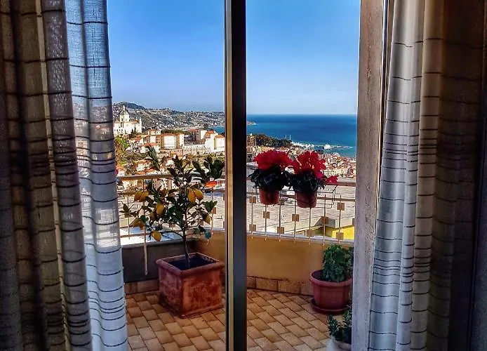 Il Paradiso Del Relax Private With Bathroom Parking Гостевой дом Санремо